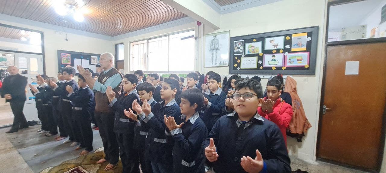 مدرسه غیر دولتی ستایش